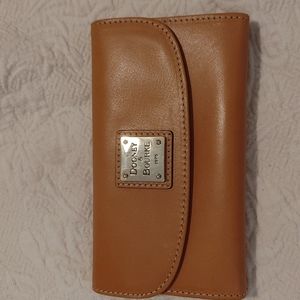 NWT D&B Checkbook cover